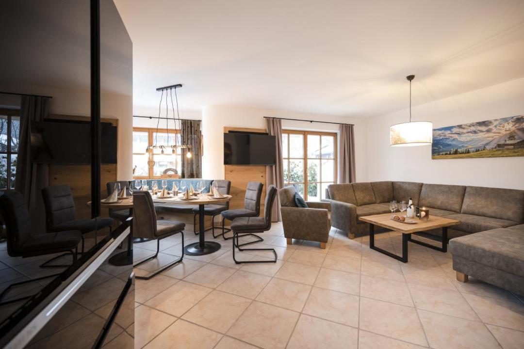 Ferienhaus Die 12 Mit 4 Schlafzimmern In Garmisch المظهر الخارجي الصورة